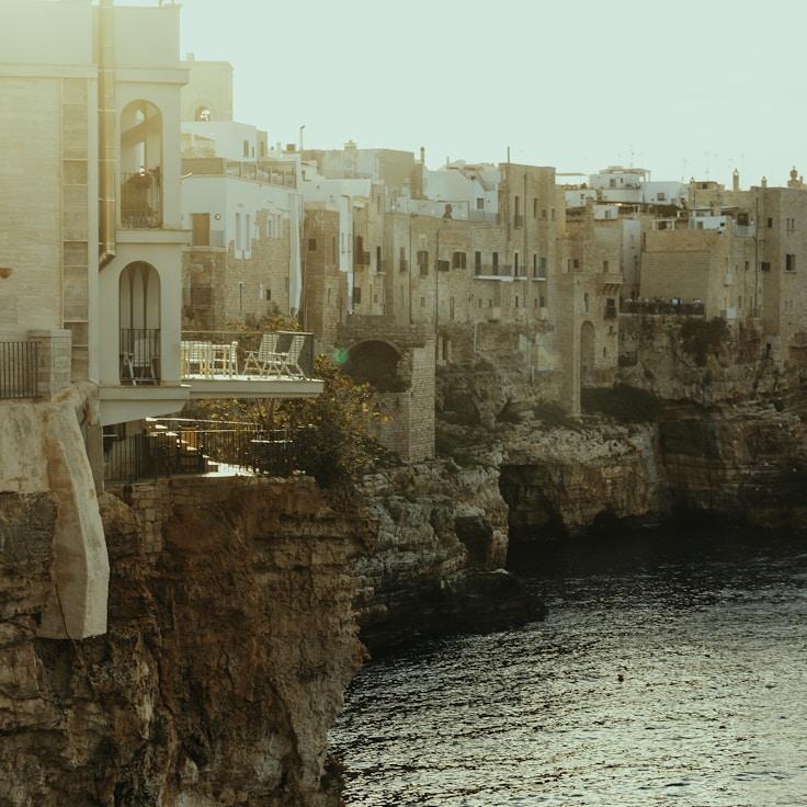 Outdoor terrace seating suitable for families in Rotterdam